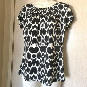 LN/EUC - Worthington Stretch Snake Print Top- PM
